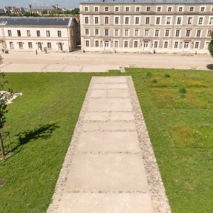 Vestígios da casa senhorial do século XII do Castelo de Vincennes